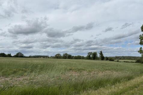 Tews End Cottage - View 1.jpg