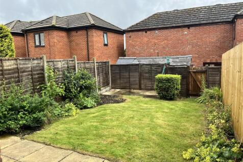 16 Church Street - Garden.jpg