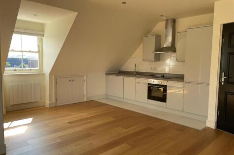 28a Roman Corner - Kitchen Living.jpg