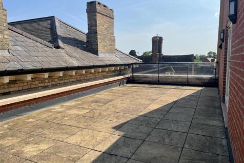 28a Roman Corner - Roof Terrace (1).jpg