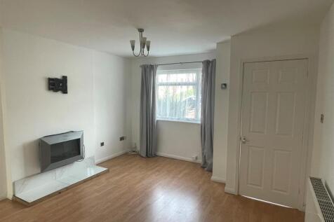 73 Christchurch Drive - Living Room.jpg