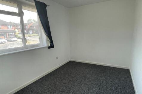 73 Christchurch Drive - Bed 1.jpg