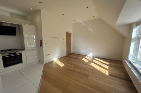 43 Moat Lane - Kitchen Living.jpg