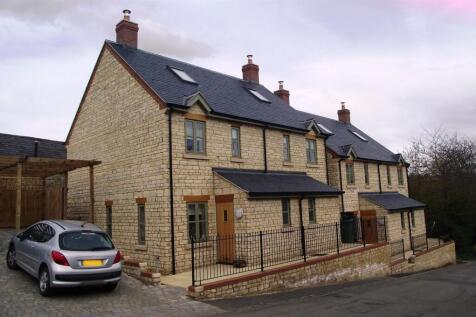 5 Bakers Lane - Front.JPG