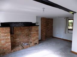 Cottage Ogden - Living Room.jpg