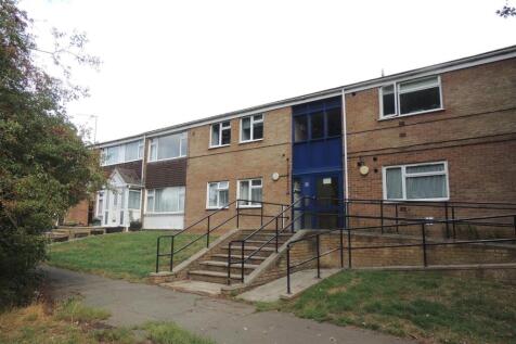 15 Benbow exterior.JPG