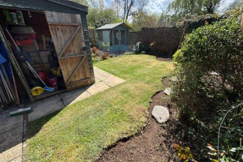 Archway Cottage garden 3.jpeg