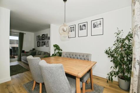 Living / Dining Room