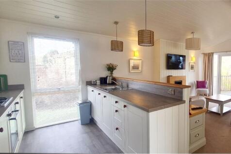 Lodge Kitchen/Living
