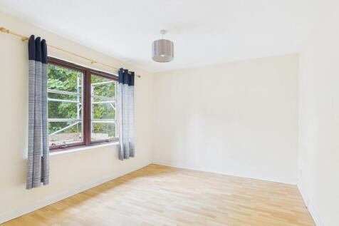 CAM05526G0-PR0056...