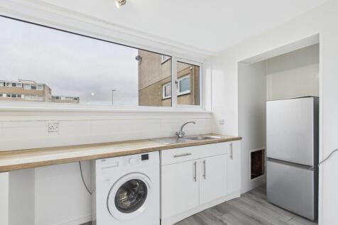 CAM05526G0-PR0063...