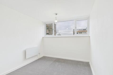 CAM05526G0-PR0063...