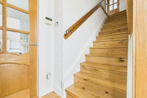 CAM05526G0-PR0042...