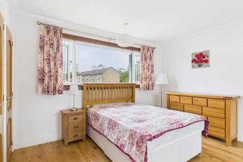 CAM05526G0-PR0042...