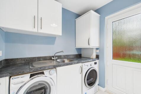 CAM05526G0-PR0044...