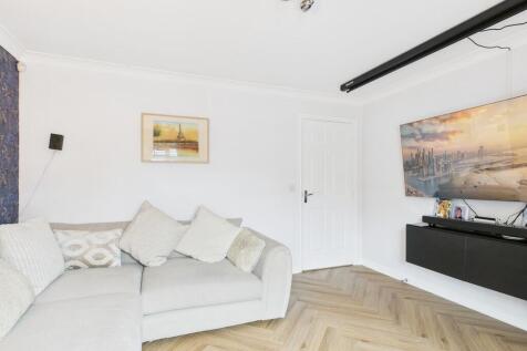 CAM05526G0-PR0044...