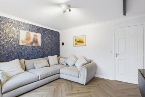 CAM05526G0-PR0044...