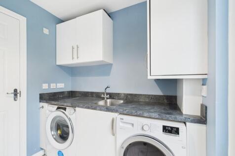 CAM05526G0-PR0044...