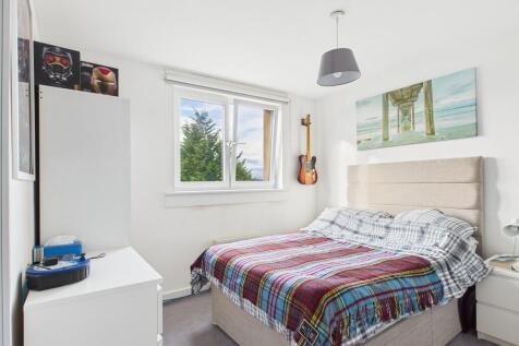 CAM05526G0-PR0049...