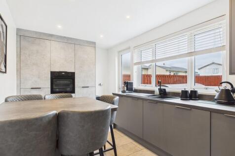 CAM05526G0-PR0055...