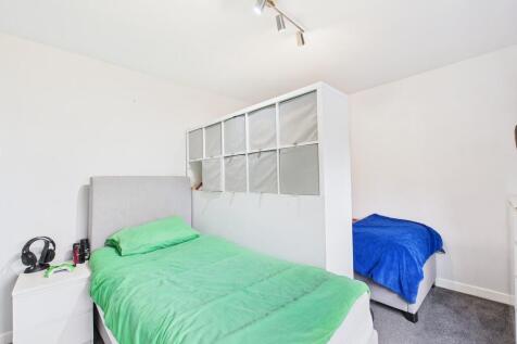 CAM05526G0-PR0055...