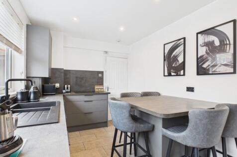 CAM05526G0-PR0055...