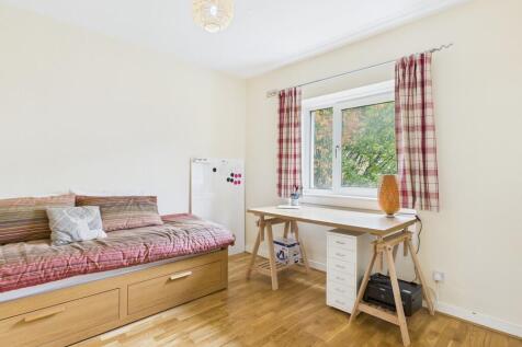 CAM05526G0-PR0054...