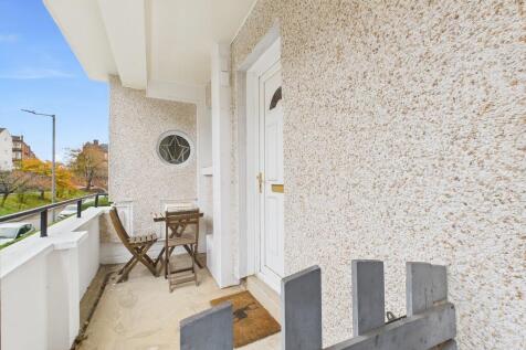 CAM05526G0-PR0054...