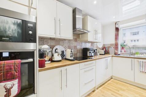 CAM05526G0-PR0054...