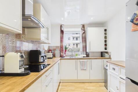 CAM05526G0-PR0054...