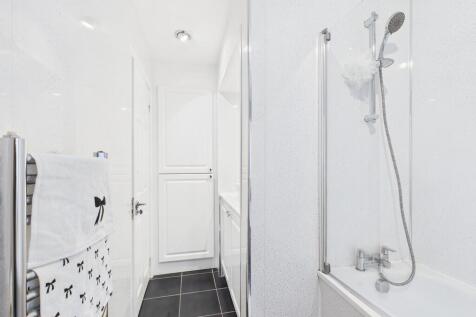 CAM05526G0-PR0064...