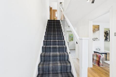 CAM05526G0-PR0069...