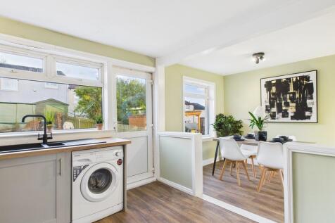 CAM05526G0-PR0069...