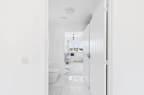 CAM05526G0-PR0066...