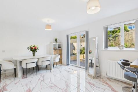 CAM05526G0-PR0066...