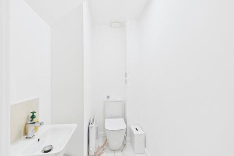 CAM05526G0-PR0066...