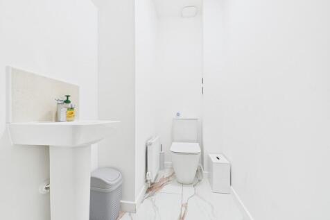 CAM05526G0-PR0066...