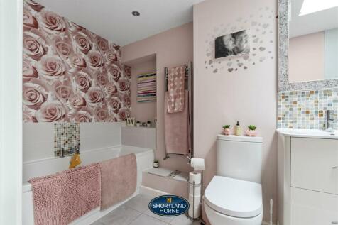 en-suite bathroom