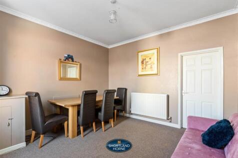 Dining / Living Room