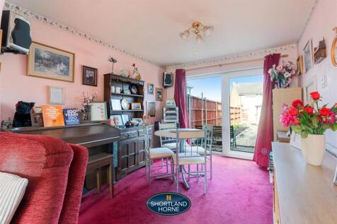 Lounge / Dining Room