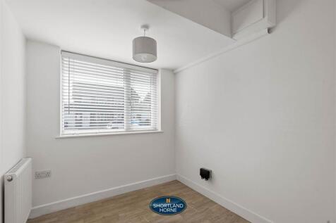 office/bedroom 4