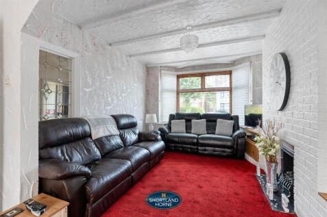 Lounge / Dining Room
