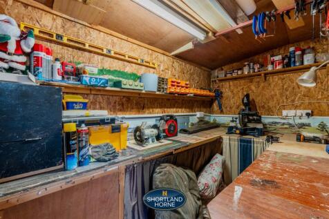 Garage / Workshops