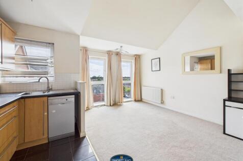 kitchen/living area