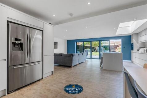 kitchen/family room