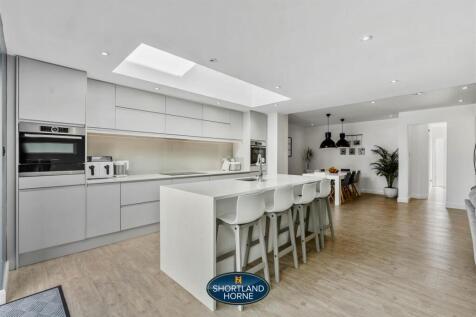 kitchen/family room