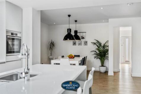 kitchen/family room