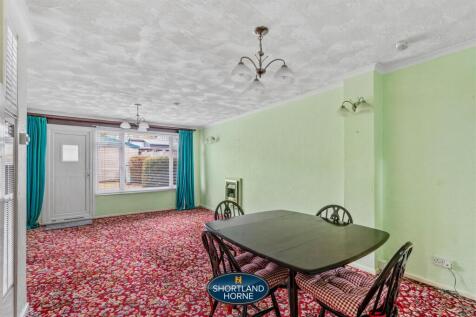 Lounge / Dining Room