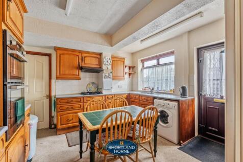 Kitchen / Breakfast Room