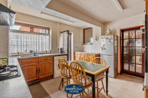 Kitchen / Breakfast Room
